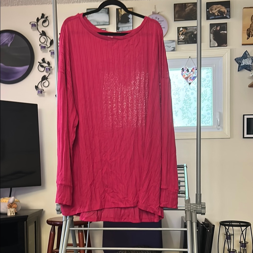 EUC LuLaRoe Fuchsia Sweater 3XL